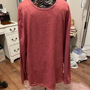 NWOT (2) Cuts Clothing Long Sleeve Crew Curved Hem Tee Size XL